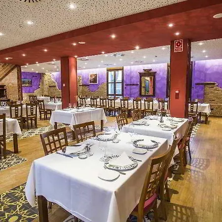 El Lagar De Isilla 4*