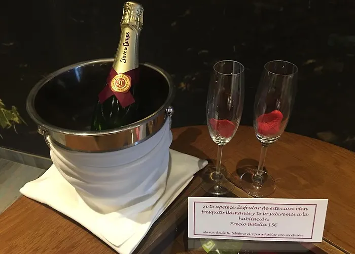 El Lagar De Isilla 4*