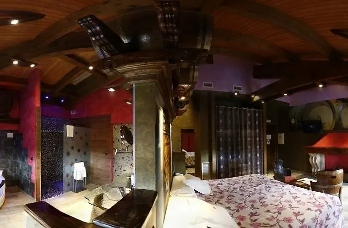 호텔 El Lagar De Isilla 4*