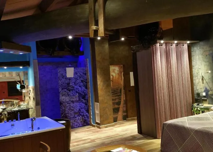 Hotel El Lagar De Isilla 4*